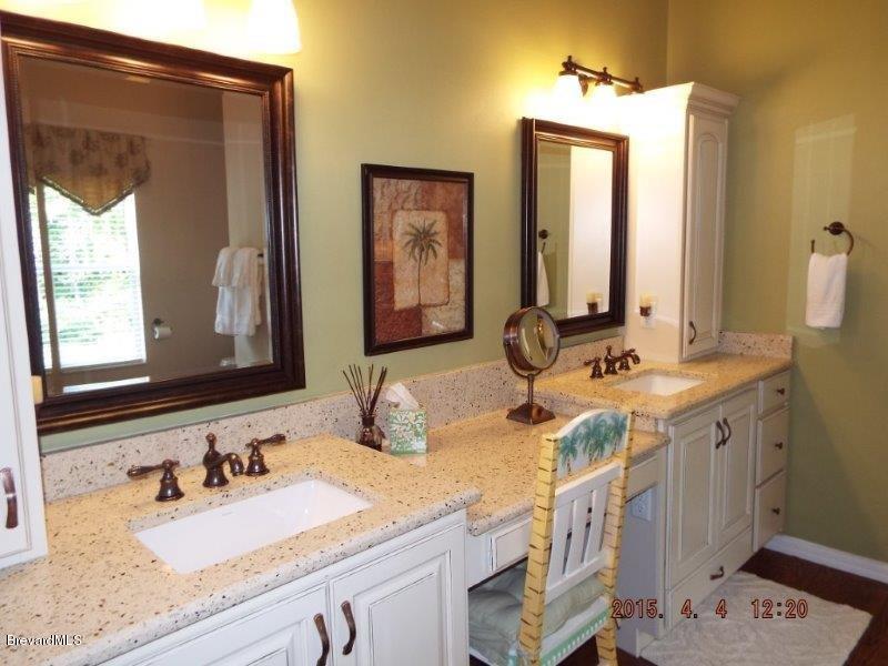 3900 Grant Line Road Mims, FL 32754 - Photo 16 of 36 Mstr Bath Counter #2.jpg
