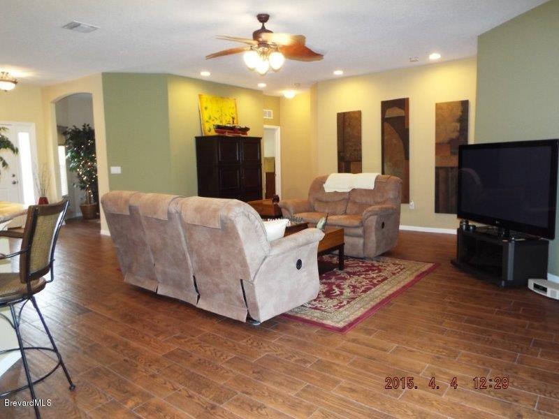 3900 Grant Line Road Mims, FL 32754 - Photo 19 of 36 Family rm frm Nook View.jpg