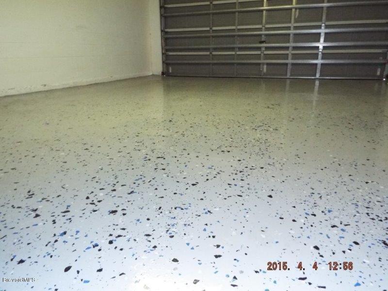 3900 Grant Line Road Mims, FL 32754 - Photo 27 of 36 Garage Floor.jpg