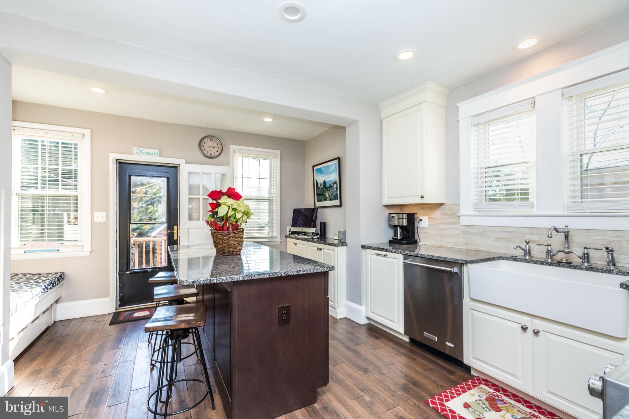 503 Dunkirk Road Baltimore, MD 21212 - Photo 2 of 35