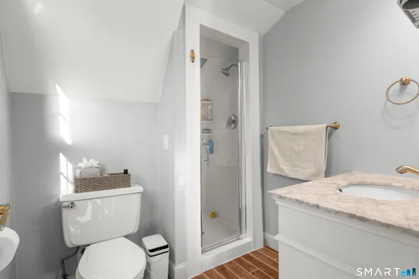 $549,900 | 245 Bell Street, Glastonbury, CT 06033