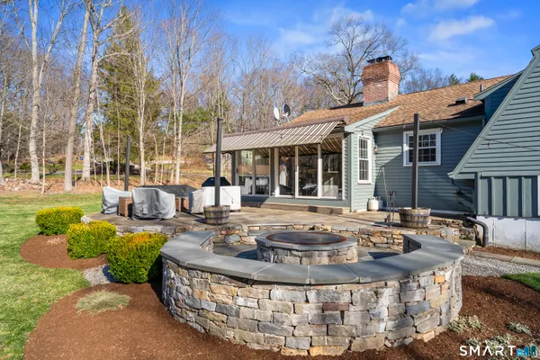 $549,900 | 245 Bell Street, Glastonbury, CT 06033