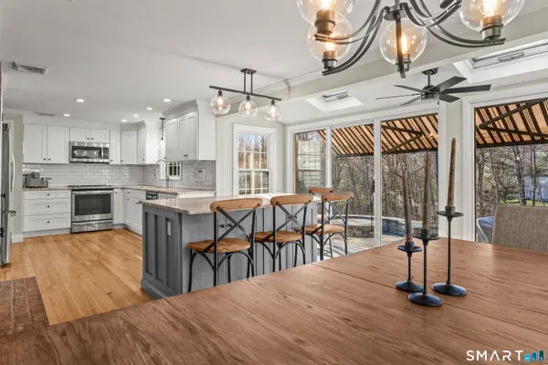 $549,900 | 245 Bell Street, Glastonbury, CT 06033