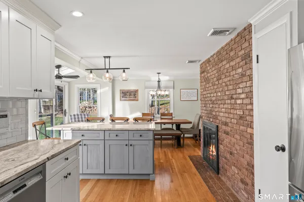 $549,900 | 245 Bell Street, Glastonbury, CT 06033