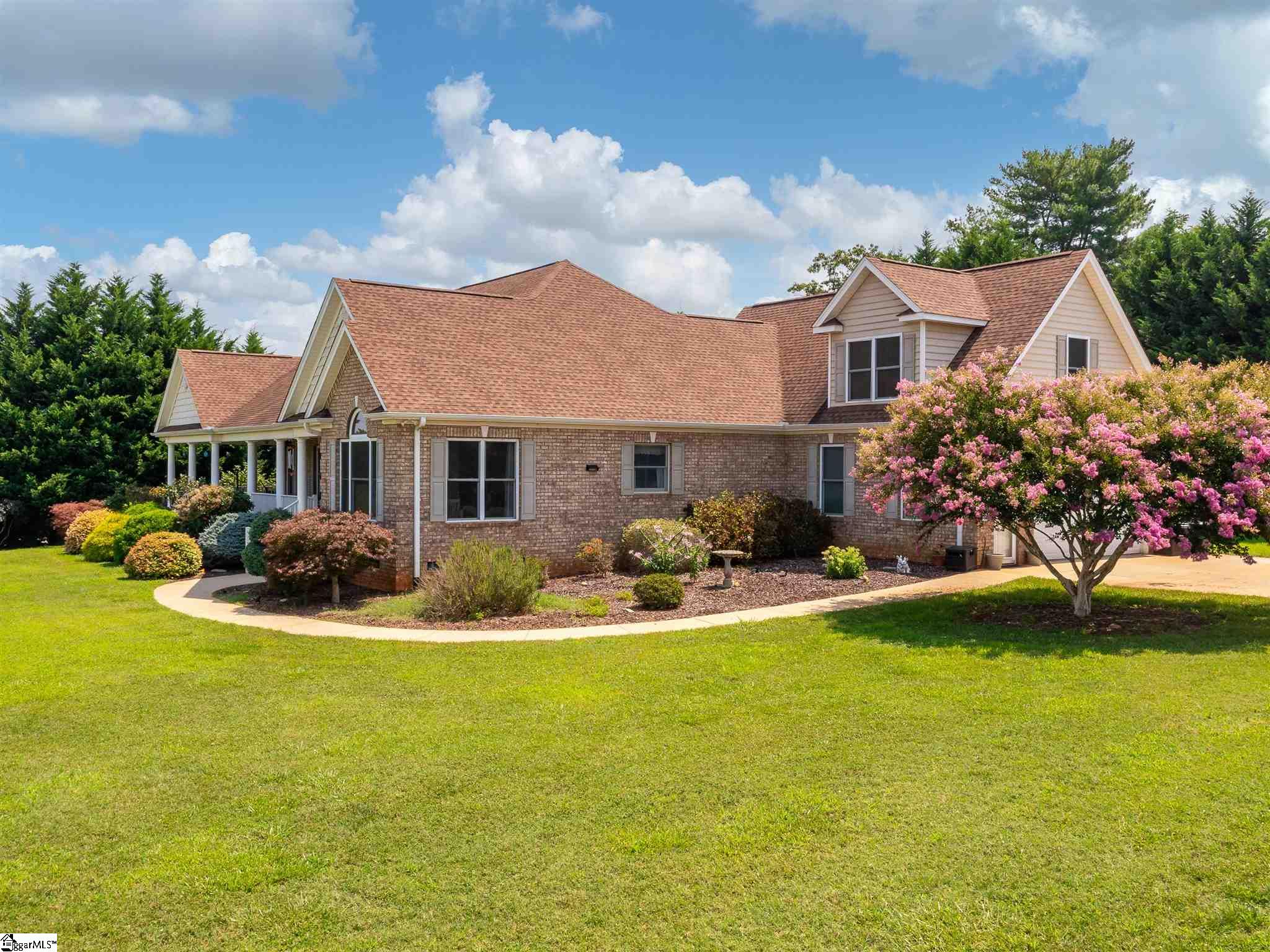 835 Gowan Road Inman, SC 29349 - Photo 3 of 36