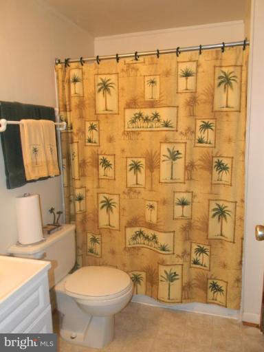 12612 Livingston Road Fort Washington, MD 20744 - Photo 2 of 7 Bath #1