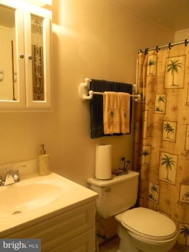 12612 Livingston Road Fort Washington, MD 20744 - Photo 3 of 7 Bath #2