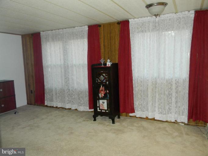 12612 Livingston Road Fort Washington, MD 20744 - Photo 4 of 7 Family Room