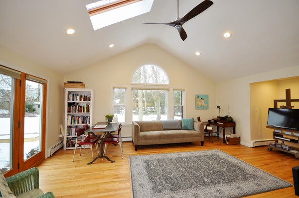 86 Fairhaven Road Concord, MA 01742 - Photo 4 of 24 Gallery Image 4