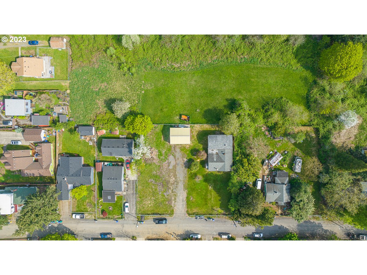 16315 Southeast Lincoln Street Portland, OR 97233 - Photo 31 of 32 a black and white photo of a city