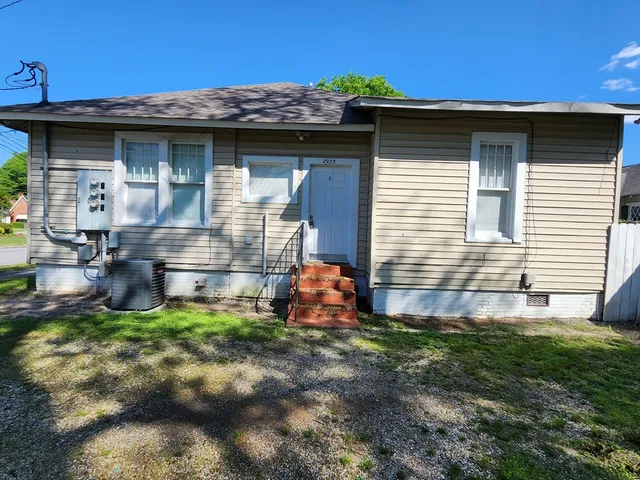 $760 | 2923 11th Avenue, Unit C, Columbus, GA 31904