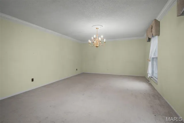 $350,000 | 5327 Crowndun Drive, St. Louis, MO 63129