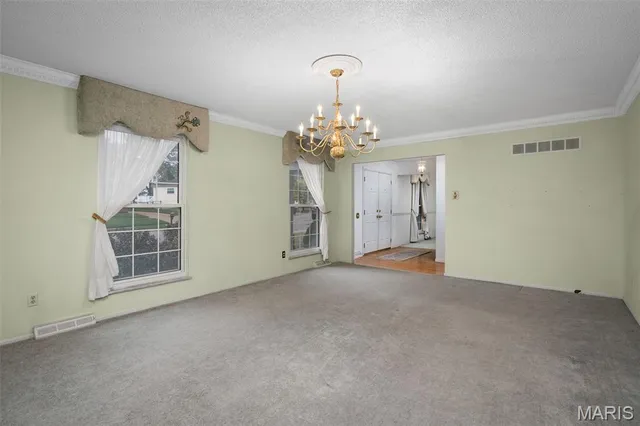 $350,000 | 5327 Crowndun Drive, St. Louis, MO 63129