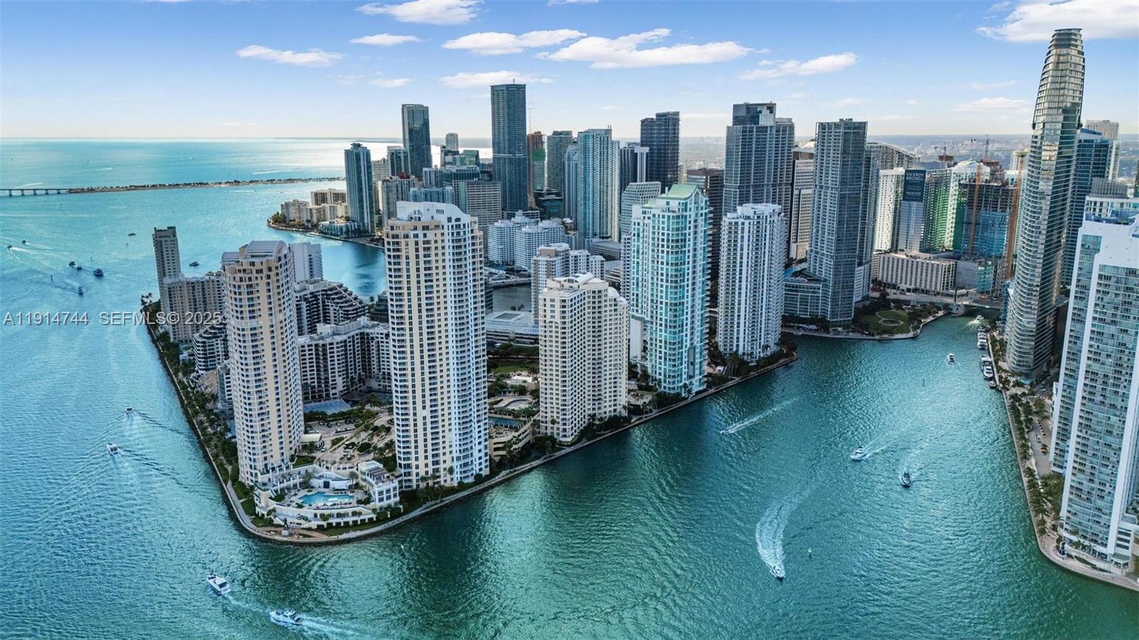 900 Brickell Key Boulevard, Unit 1403 Miami, FL 33131 - Photo 30 of 30