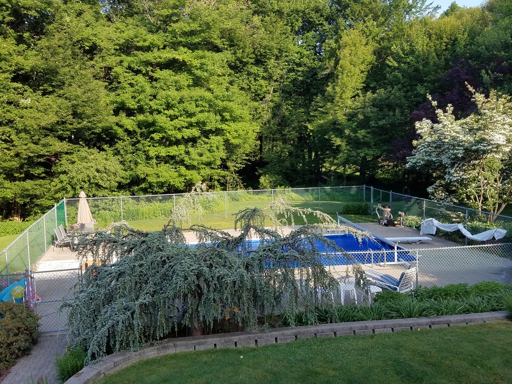 49 Chipper Hill Road Northbridge, MA 01534 - Photo 27 of 30 Gallery Image 27