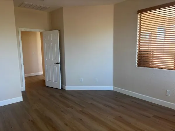 $2,400 | 2520 West Patagonia Way, Phoenix, AZ 85086