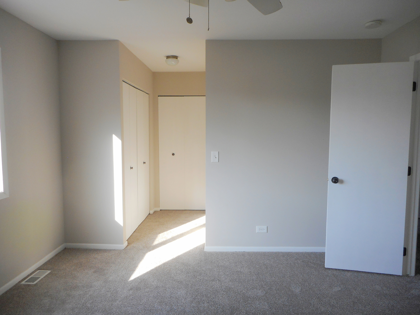 1318 Antigo Trail Carol Stream, IL 60188 - Photo 20 of 23 a view of an empty room
