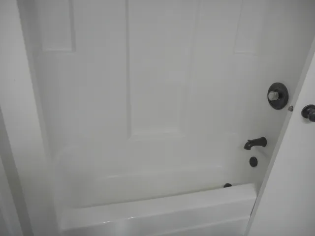 $409,900 | 1318 Antigo Trail, Carol Stream, IL 60188