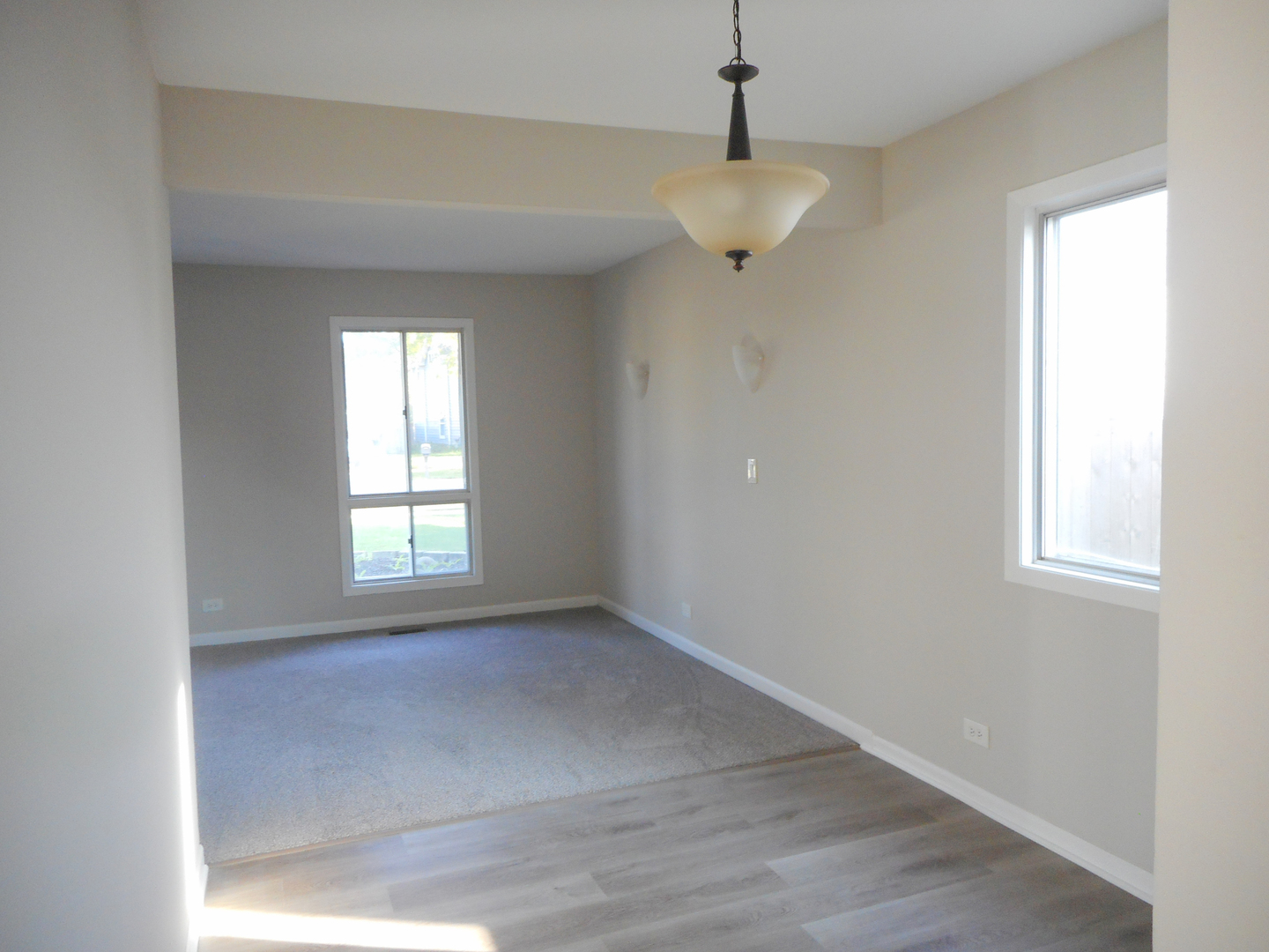 1318 Antigo Trail Carol Stream, IL 60188 - Photo 9 of 23 a view of an empty room with a window