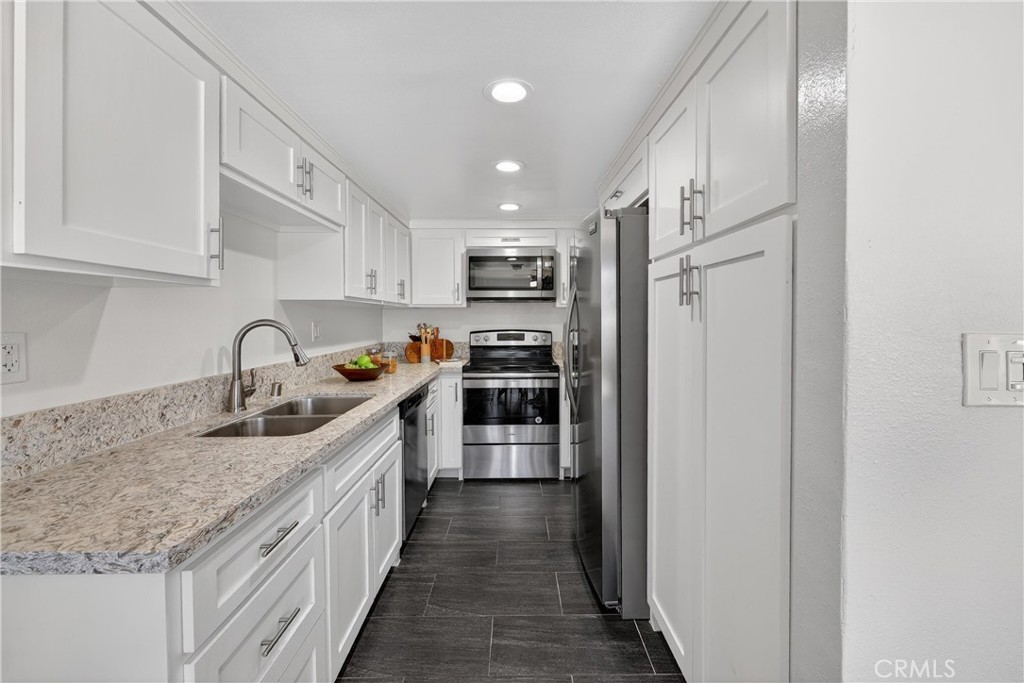 803 East Victoria Street, Unit 138 Carson, CA 90746 - Photo 12 of 37