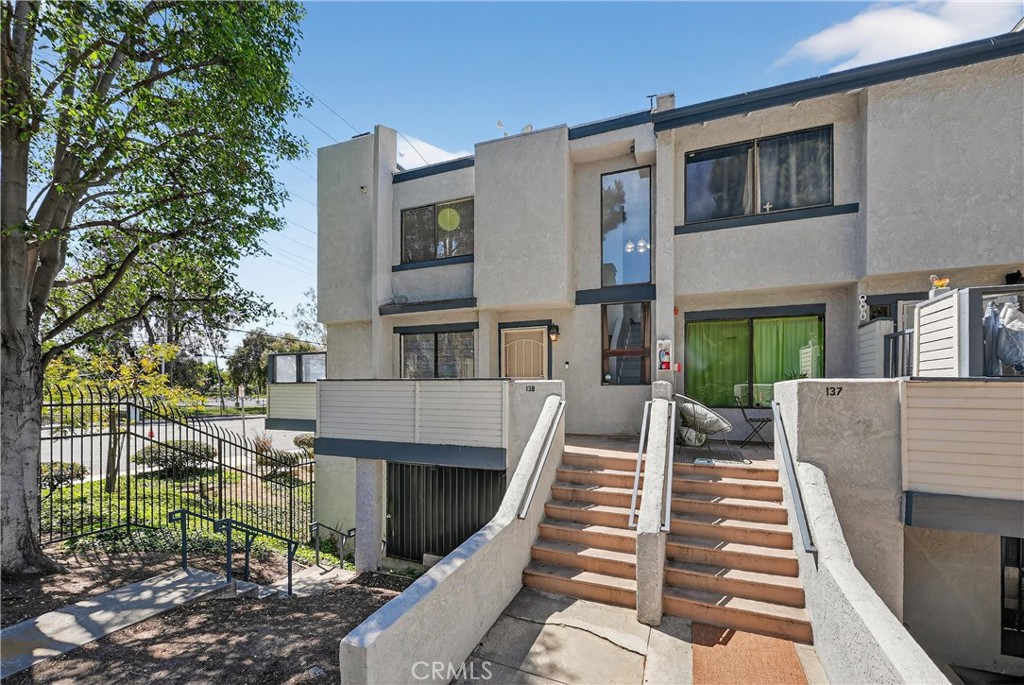 803 East Victoria Street, Unit 138 Carson, CA 90746 - Photo 2 of 37