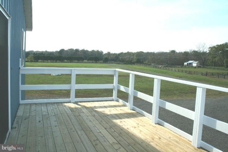 2173 Laws Ford Road Catlett, VA 20119 - Photo 14 of 29 barn Deck