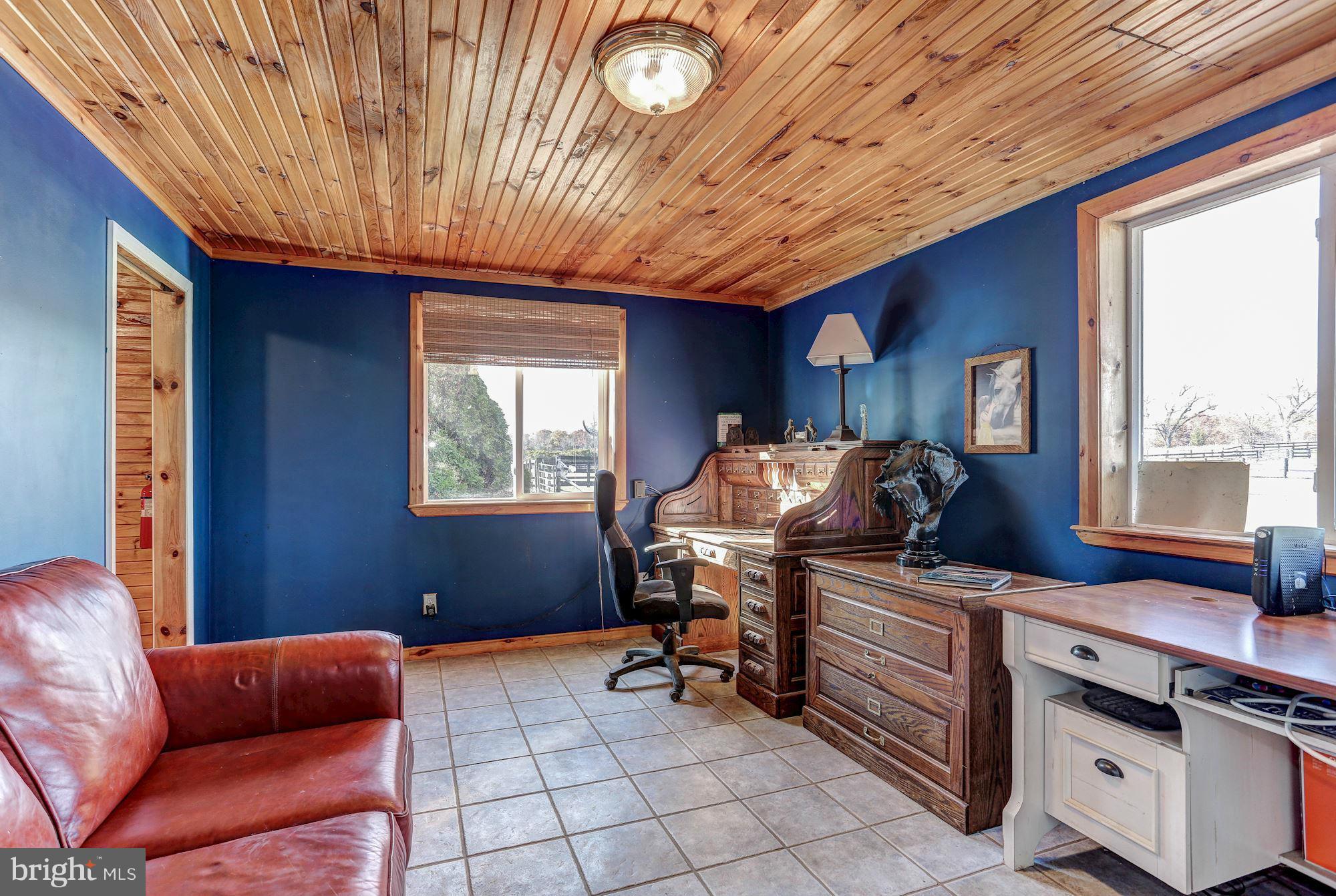 2173 Laws Ford Road Catlett, VA 20119 - Photo 21 of 29 barn office