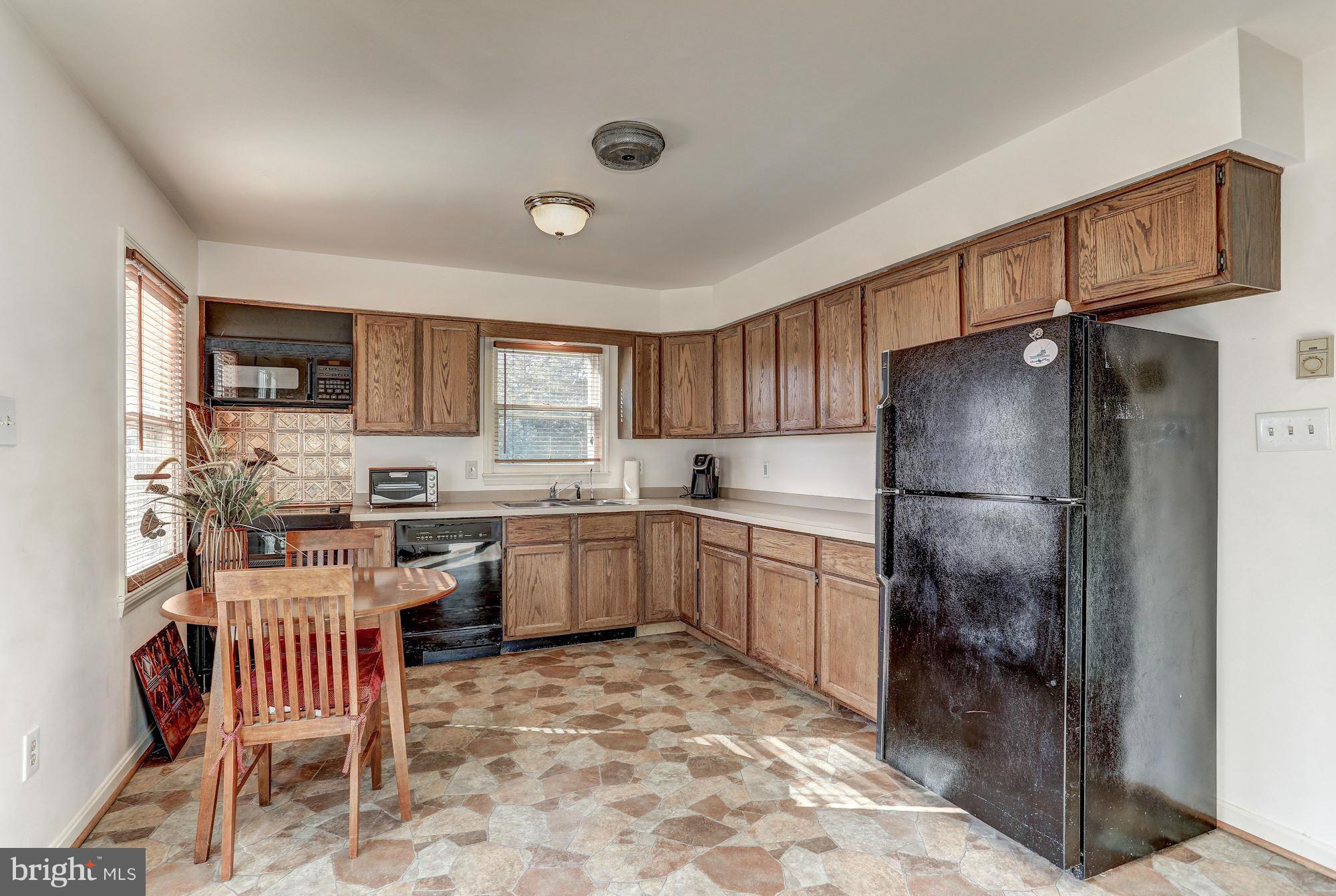 2173 Laws Ford Road Catlett, VA 20119 - Photo 5 of 29 Kitchen