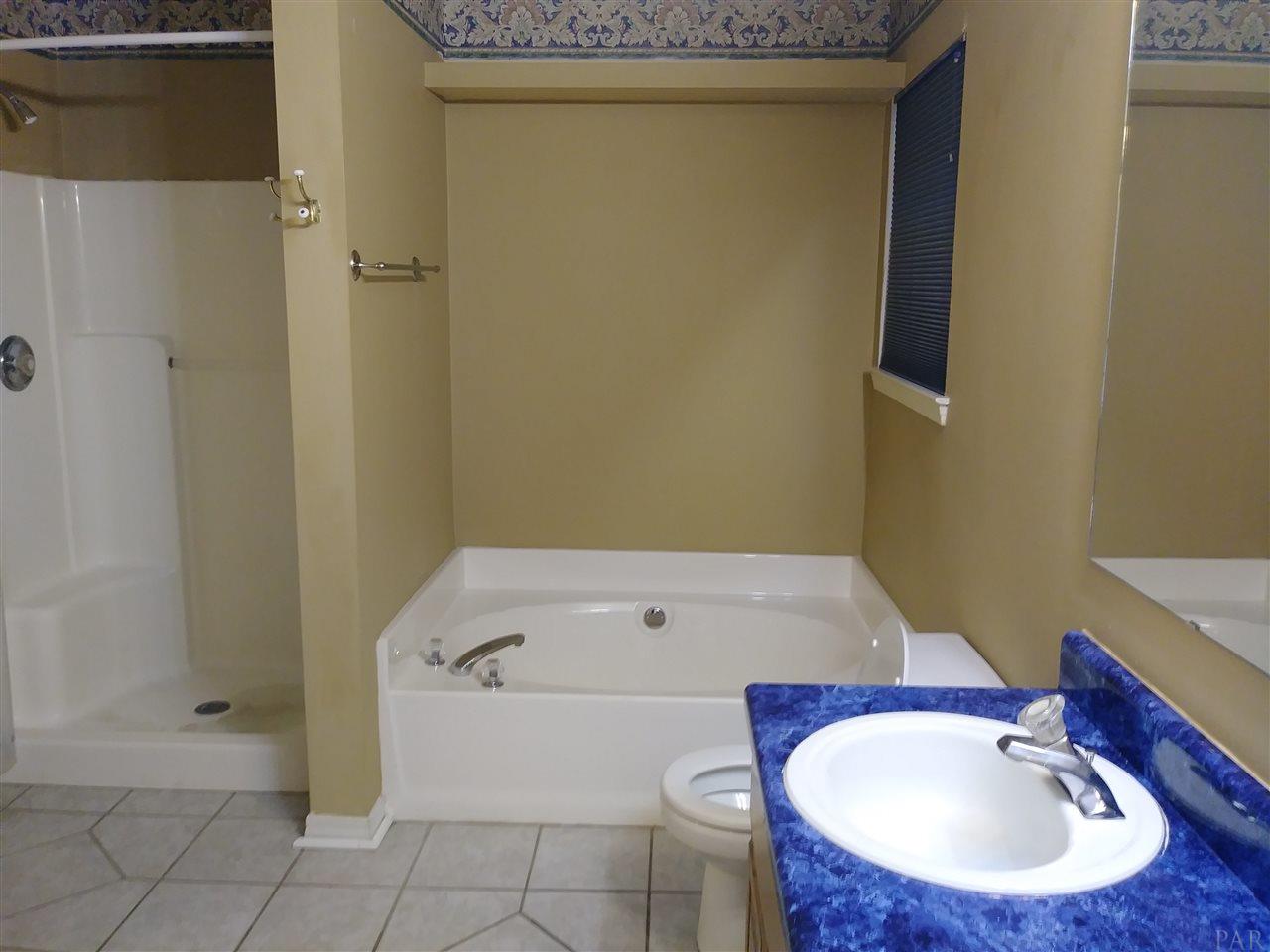 7403 Woodside Road Pensacola, FL 32526 - Photo 6 of 15 Gallery Image 6