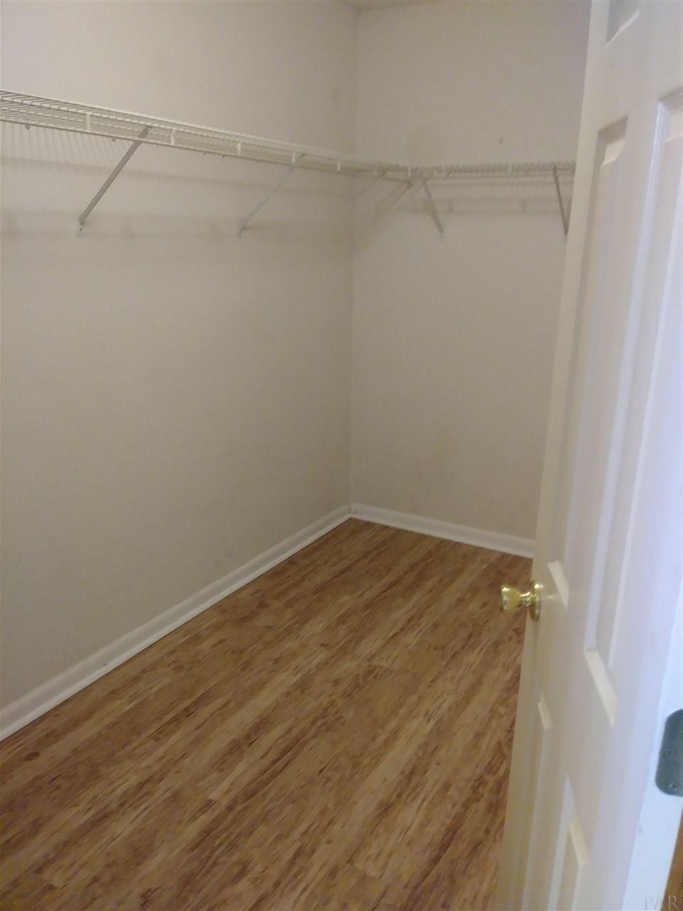 7403 Woodside Road Pensacola, FL 32526 - Photo 7 of 15 Gallery Image 7