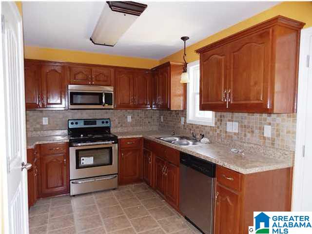 2532 Chelsea Way Warrior, AL 35180 - Photo 4 of 8