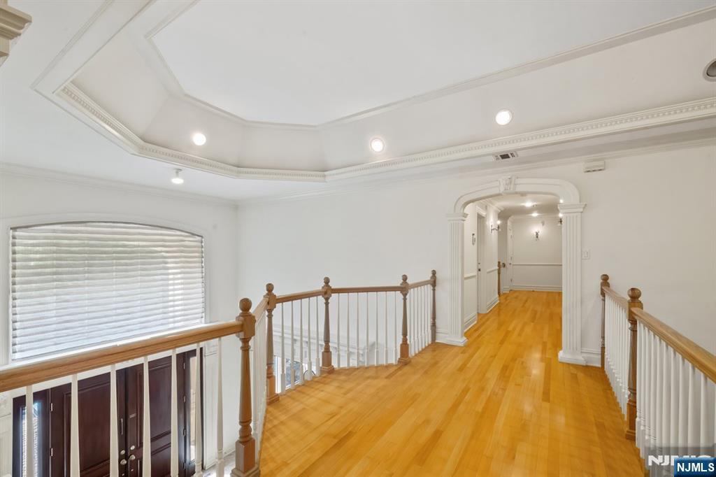 71 Roberts Road Englewood Cliffs, NJ 07632 - Photo 19 of 38