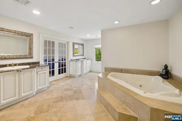 $3,849,000 | 71 Roberts Road, Englewood Cliffs, NJ 07632