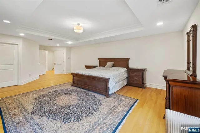 $3,849,000 | 71 Roberts Road, Englewood Cliffs, NJ 07632