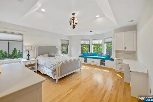 $3,849,000 | 71 Roberts Road, Englewood Cliffs, NJ 07632