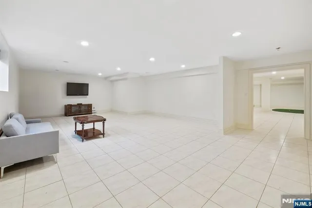 $3,849,000 | 71 Roberts Road, Englewood Cliffs, NJ 07632