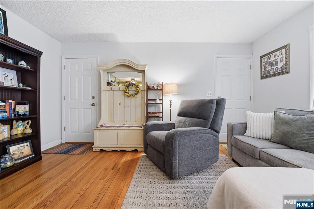 753 A Broad Avenue, Unit A Ridgefield, NJ 07657 - Photo 6 of 23