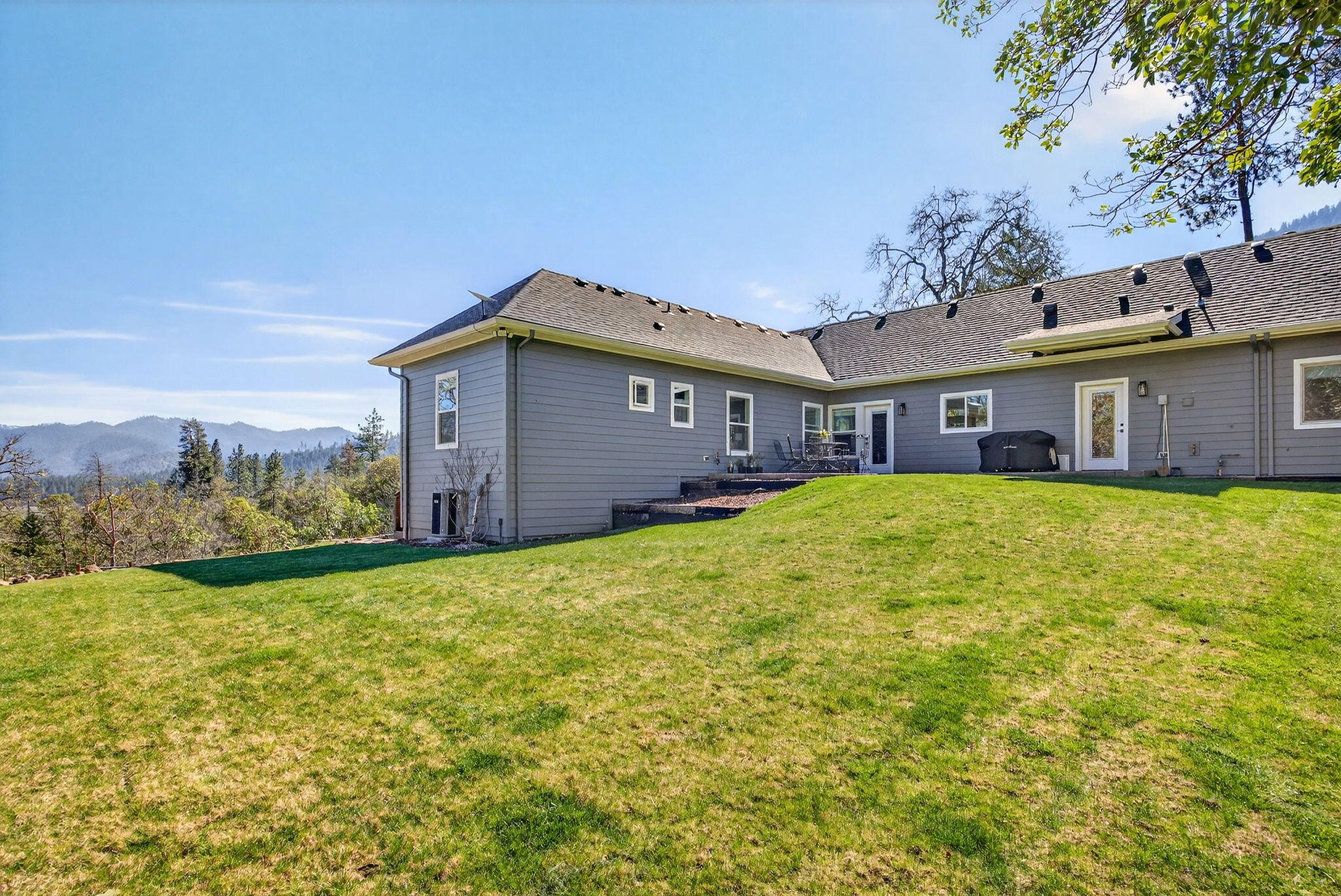145 Lomas Road Jacksonville, OR 97530 - Photo 67 of 92