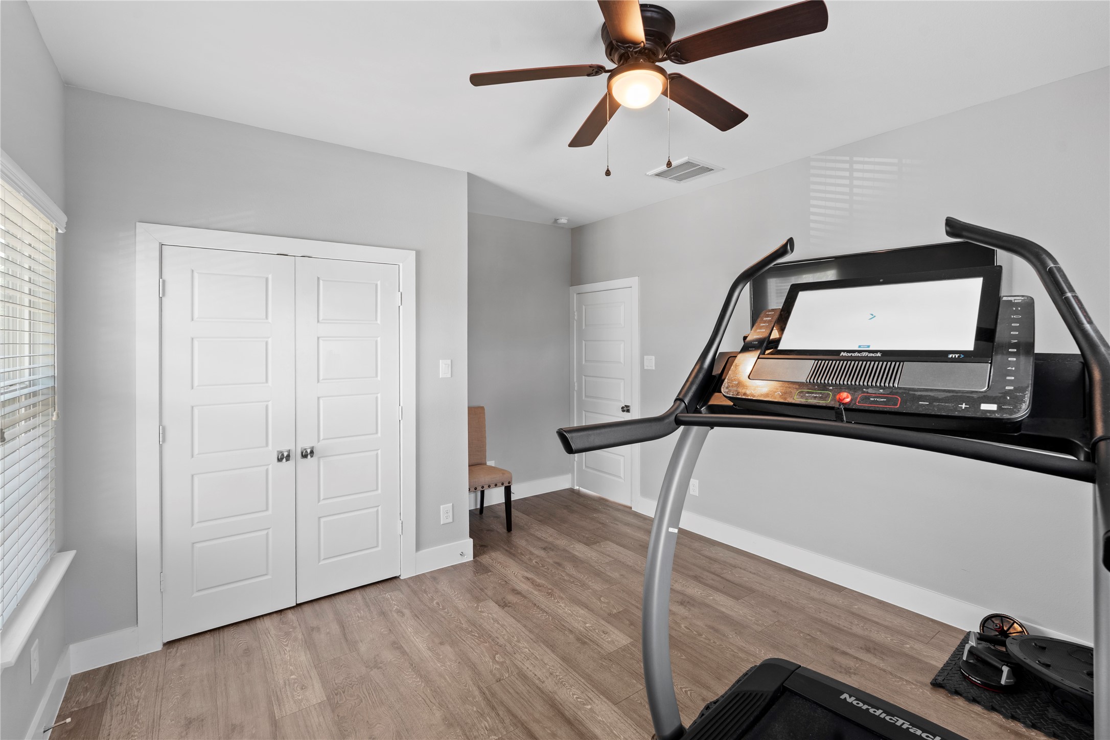 6207 Graff Net Court Spring, TX 77379 - Photo 35 of 49 Bedroom with endless possiblities.