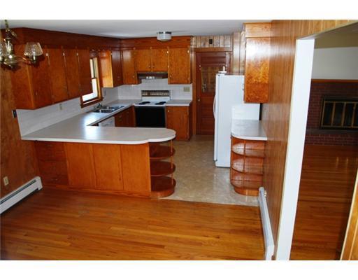 12 Old Mast Road York, ME 03909 - Photo 2 of 12 Kitchen.