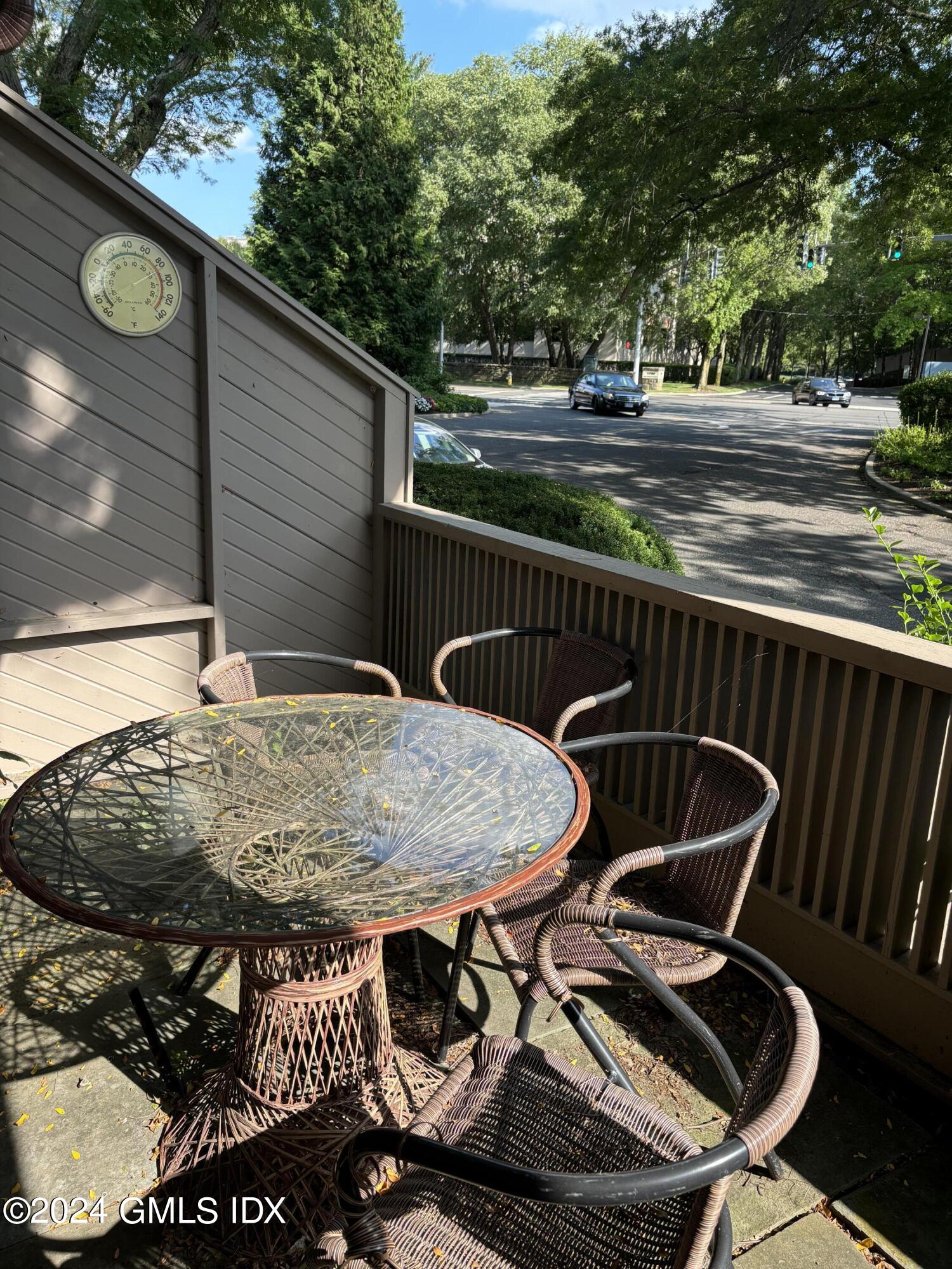 1465 East Putnam Avenue, Unit 306 Riverside, CT 06878 - Photo 12 of 13 IMG_5244