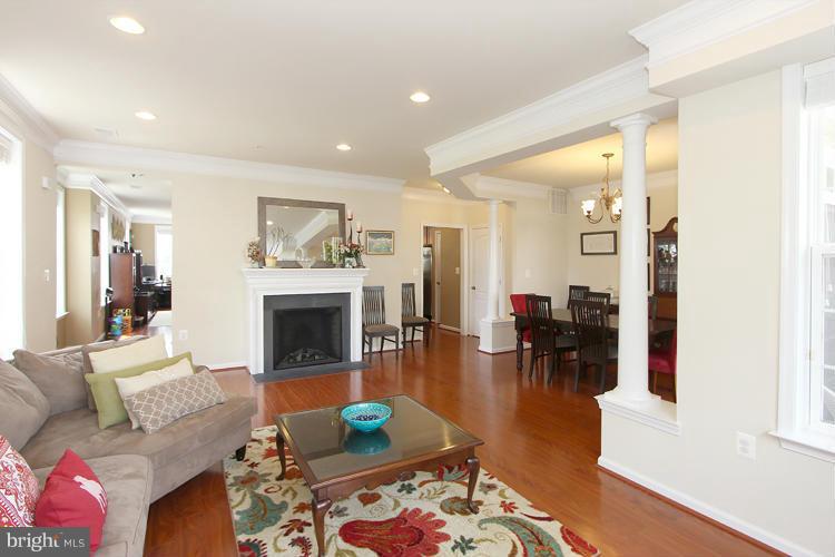 2218 Highfly Terrace Silver Spring, MD 20902 - Photo 11 of 21 Living Room
