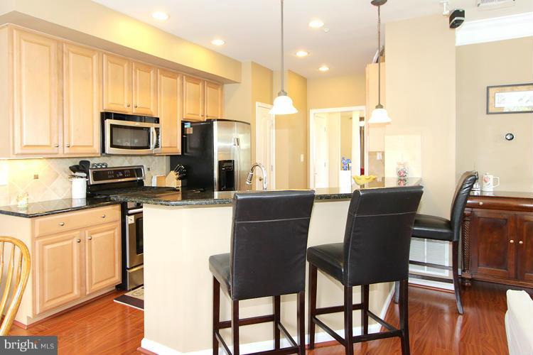 2218 Highfly Terrace Silver Spring, MD 20902 - Photo 6 of 21 Kitchen