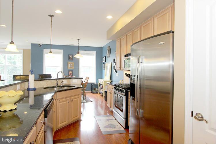 2218 Highfly Terrace Silver Spring, MD 20902 - Photo 8 of 21 Kitchen
