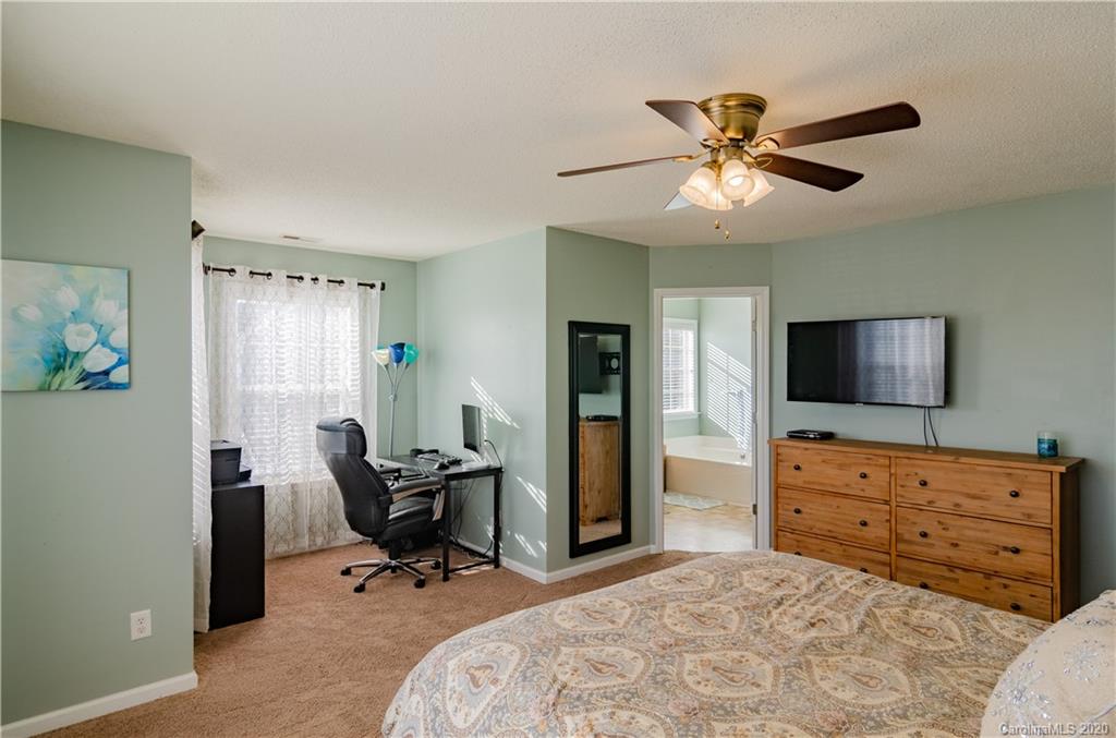 74 Lumber River Road Fletcher, NC 28732 - Photo 18 of 30