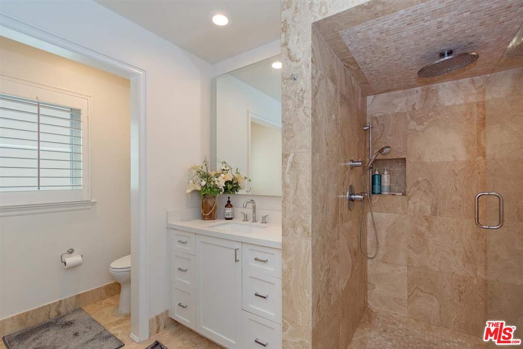 129 Ketch Mall Marina del Rey, CA 90292 - Photo 23 of 51 Gallery Image 23