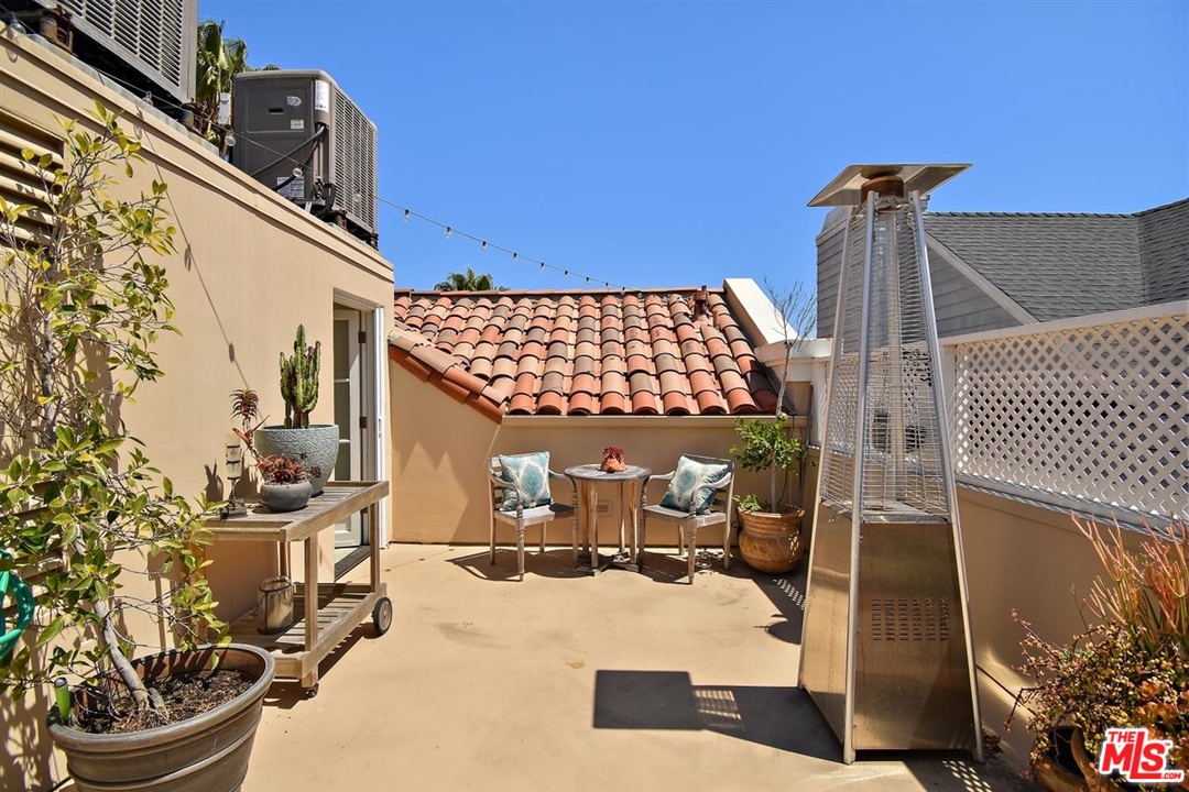 129 Ketch Mall Marina del Rey, CA 90292 - Photo 33 of 51 Gallery Image 33