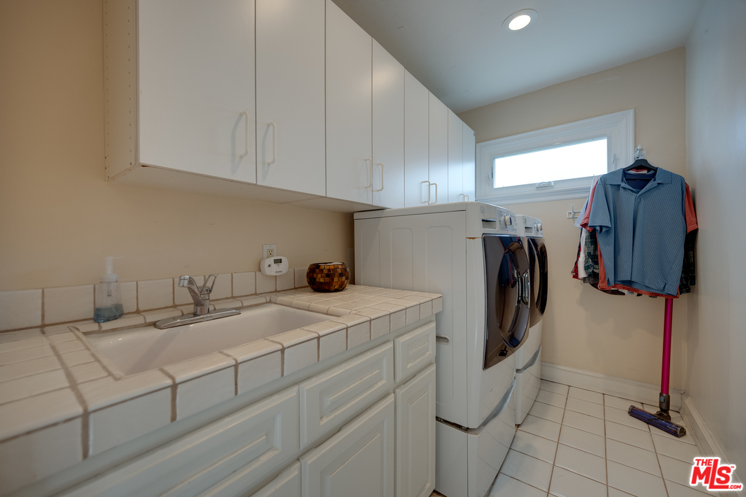129 Ketch Mall Marina del Rey, CA 90292 - Photo 35 of 51 Gallery Image 35