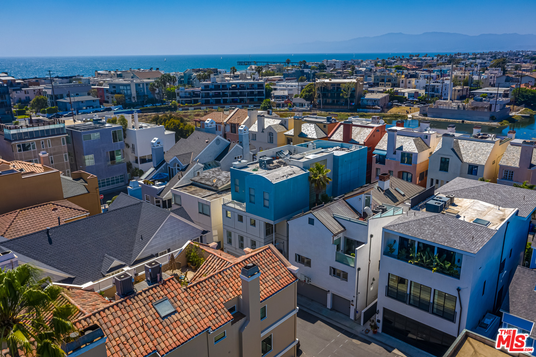 129 Ketch Mall Marina del Rey, CA 90292 - Photo 45 of 51 Gallery Image 45