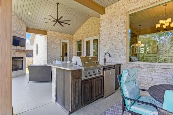 $930,000 | 5824 Huntington Creek Boulevard, Pensacola, FL 32526